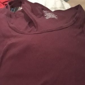 Maroon tanktop
